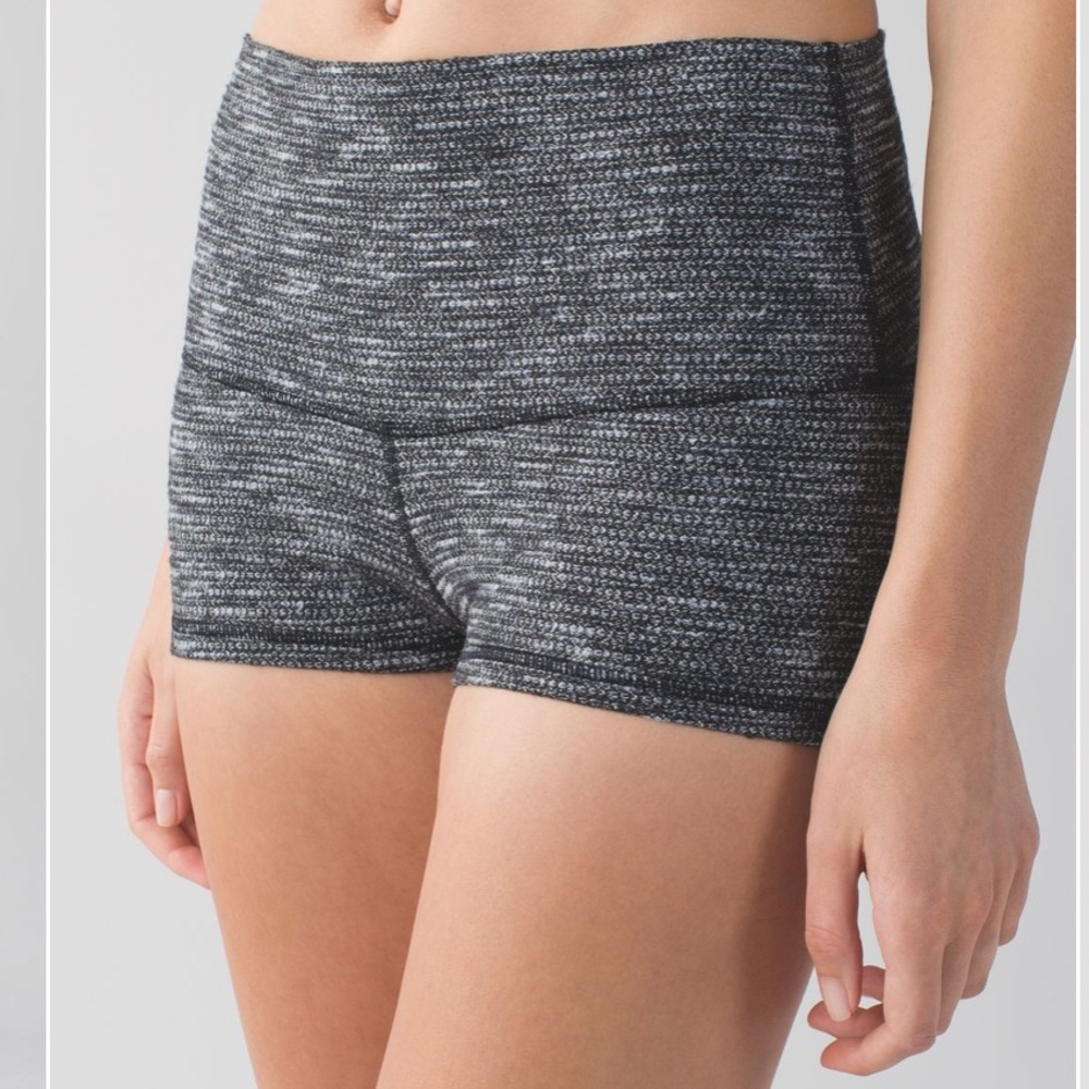 Lululemon Boogie Short RARE